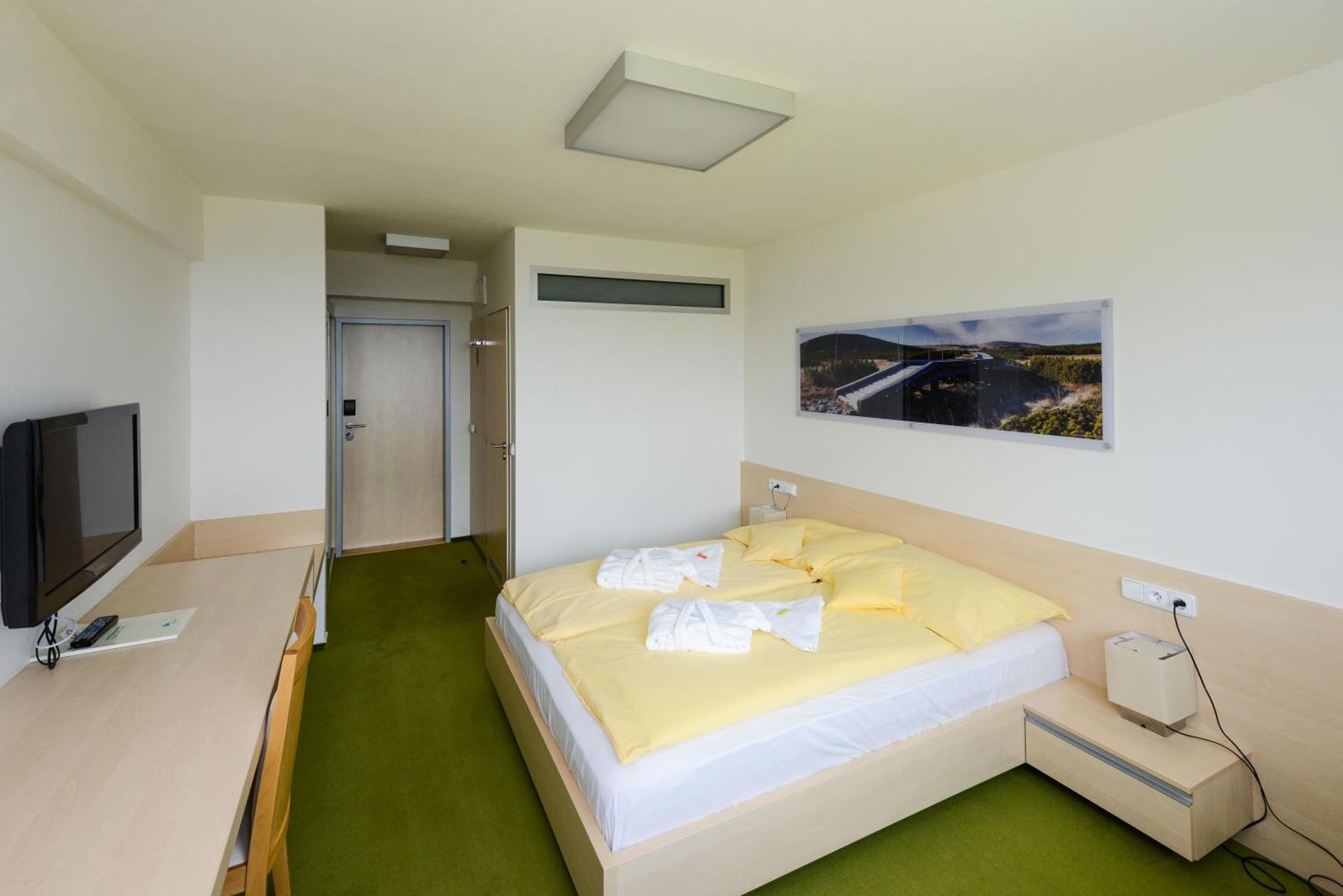 Horsky Hotel Friesovy Boudy Strážné 部屋 写真